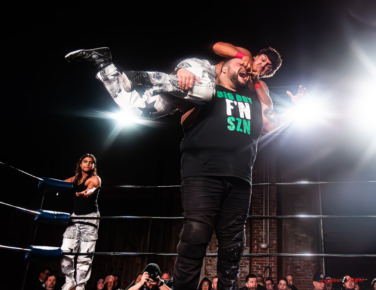 vmpix1's tweet photo. @_anthonyvecchio and @itzaaron58 highlights against @REALACEROMERO and @TheScottGarland from @LWMaine #BissellBrosBash26.

More at:
https://t.co/gDgJ9gg7sa https://t.co/iVEvtF7hsr