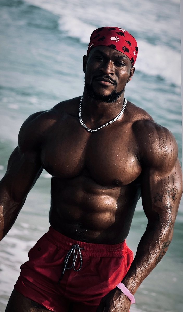 IAM__KJ's tweet image. My #MCM