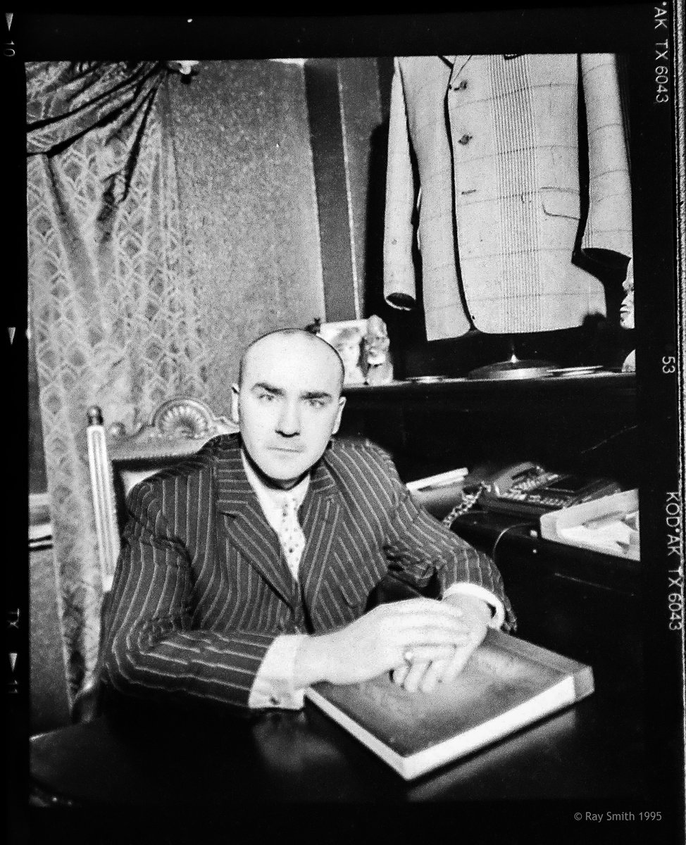 RaySmithTogphy's tweet photo. My portrait of Mark Powell, 1995.

Brighton to Soho in a red Yugo with a Pentax 6x7, Tri-X, tripod, oversized HMI. Ran in The Times.

#MarkPowell #Soho #FilmPhotography #Pentax67 #TriX #London 

Link: https://t.co/8ORWRksnnt https://t.co/mo2WquvzSp