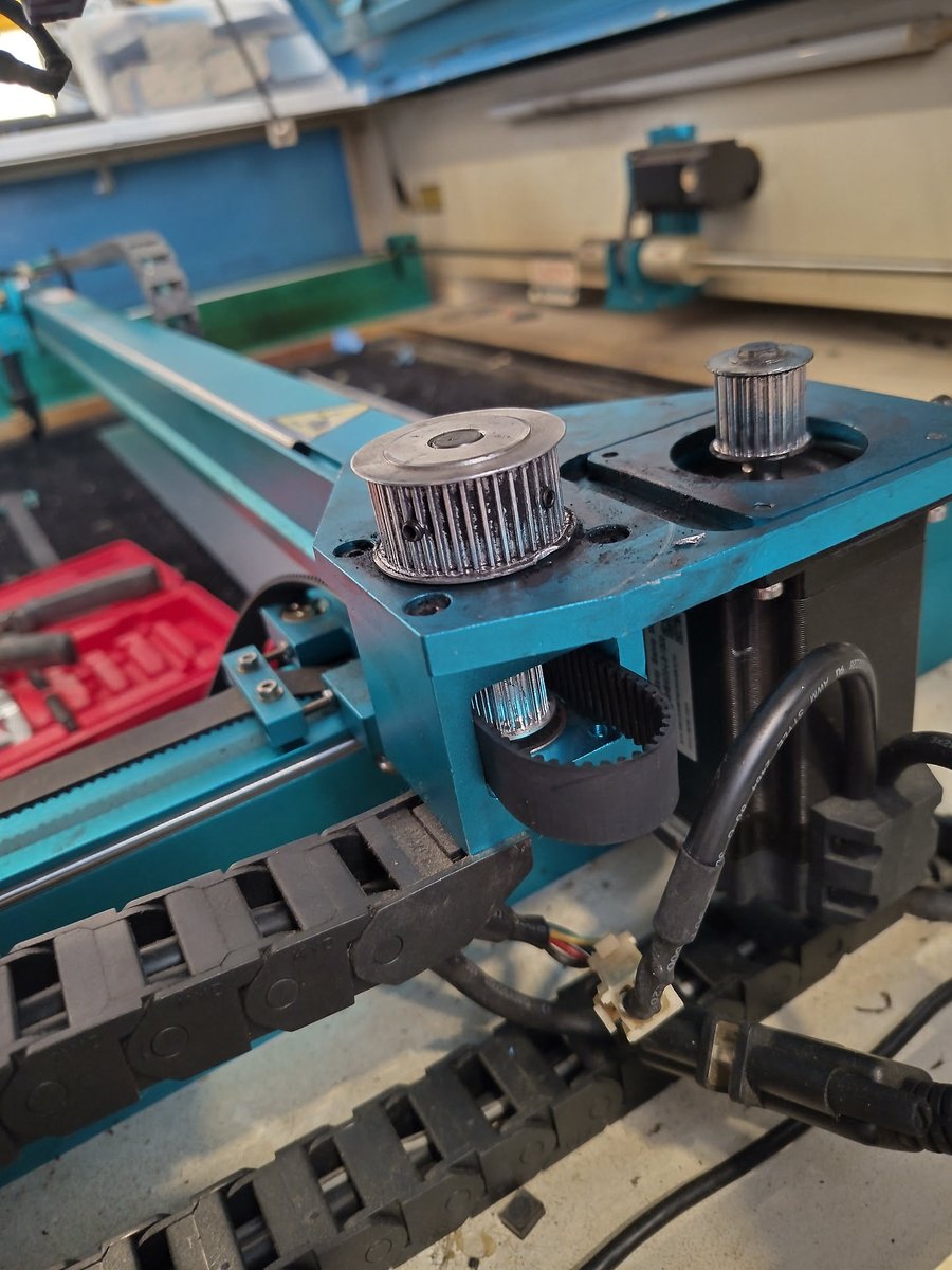 Azzys Design Works tweet media