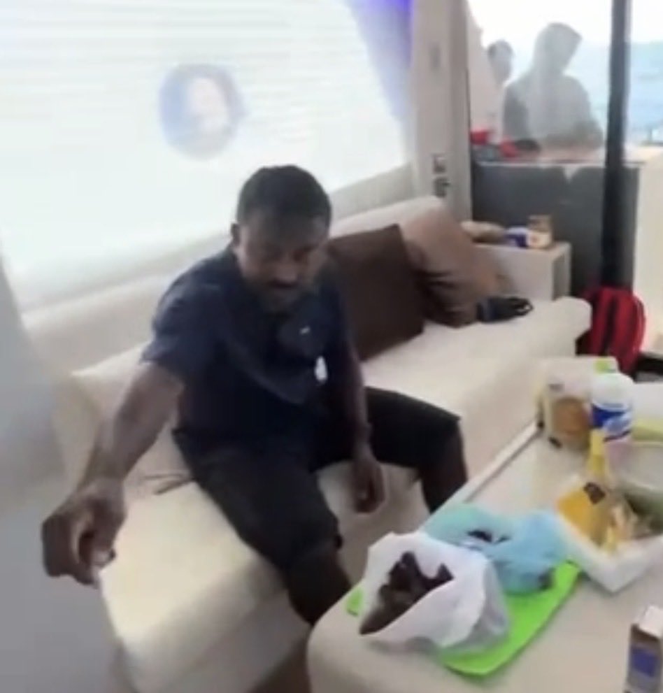 Hassan Kurusee tweet media