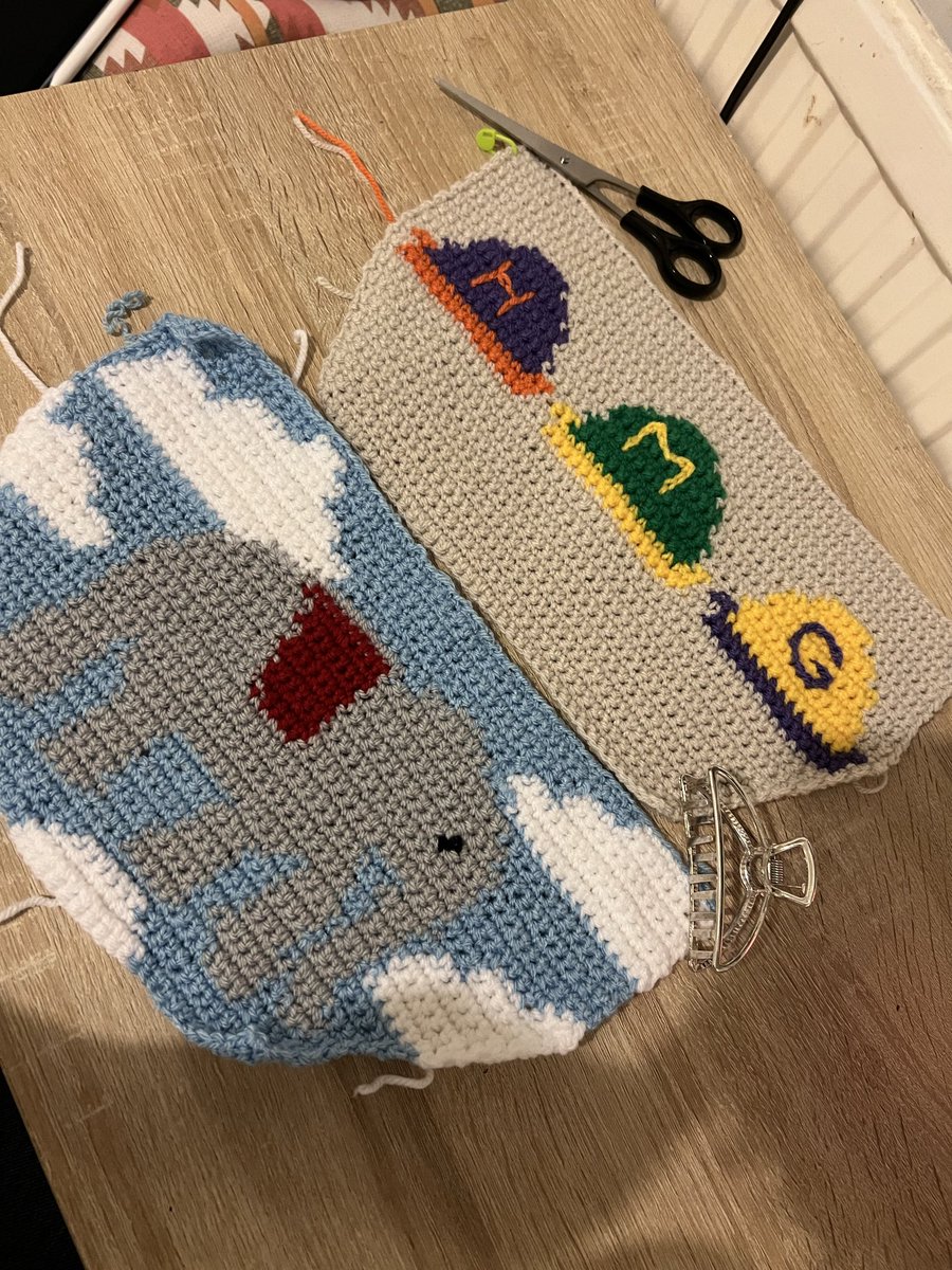 TT bags in the making 🤭 if anyone would be interested i think i have time to make like 4 of them…. can also do with just the TT logo. they’re kinda the size of the uniqlo bags 🎪