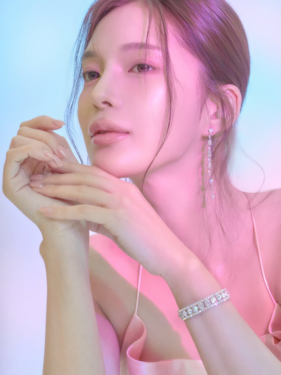 9muses pics tweet media