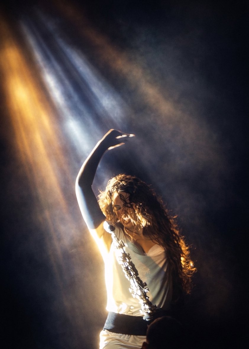 LUX MUNDI tweet media