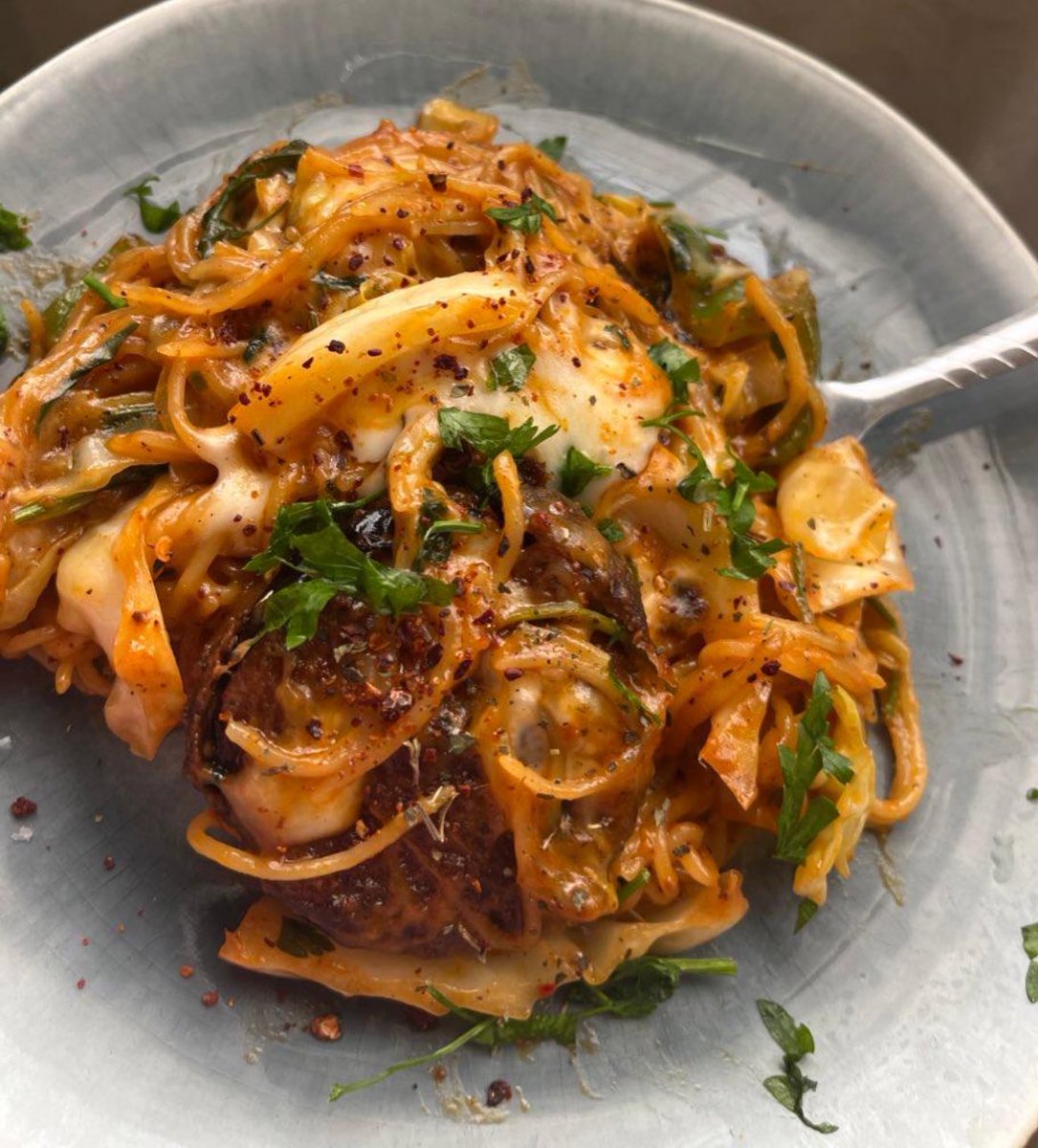 SARA 🇸🇦 tweet media