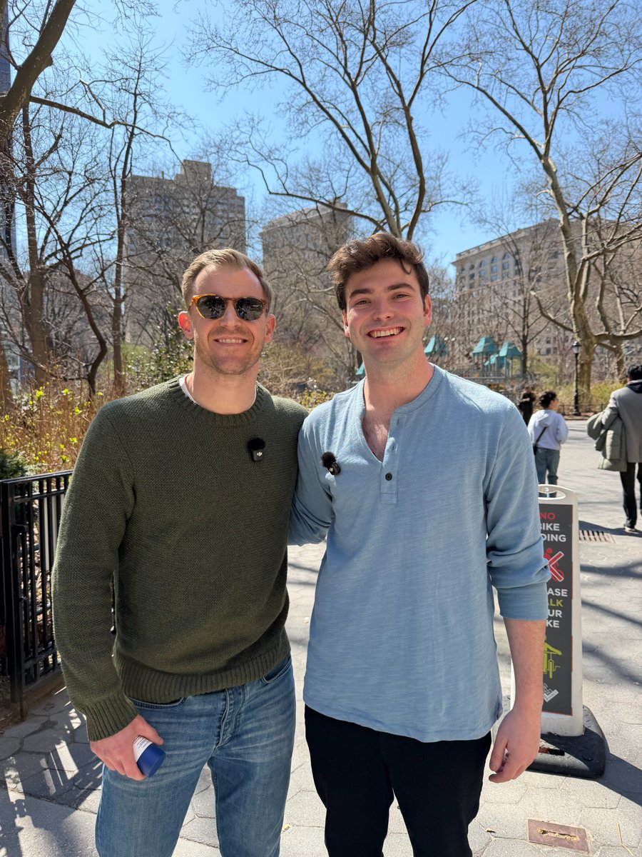 MattMullenax's tweet photo. Chips on shoulders put chips in pockets.

Shoutout to @joshsuggss for having me on the walking pod last week. I've known Josh for just over a year. His energy is contagious. He's committed to being the best at his craft and he's pushed his chips all-in.

Proud of what he's building and, more importantly, how he's building. 🫡