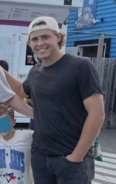 leah⁷¹ tweet media