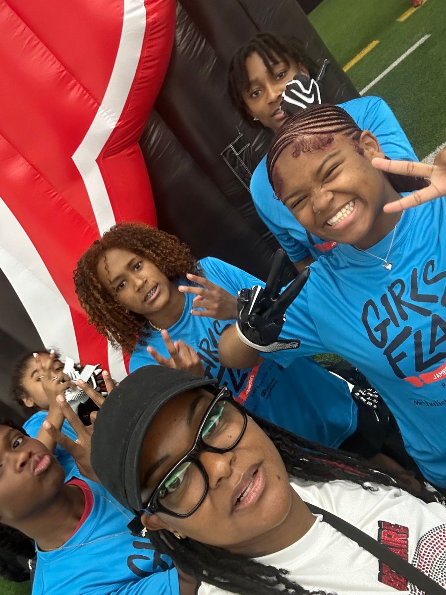 Bellaire High School tweet media