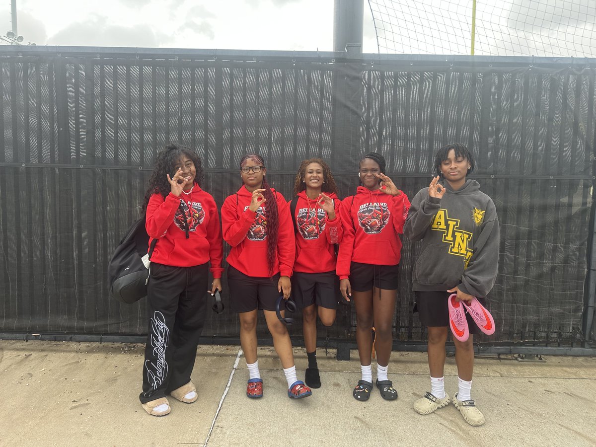 Bellaire High School tweet media