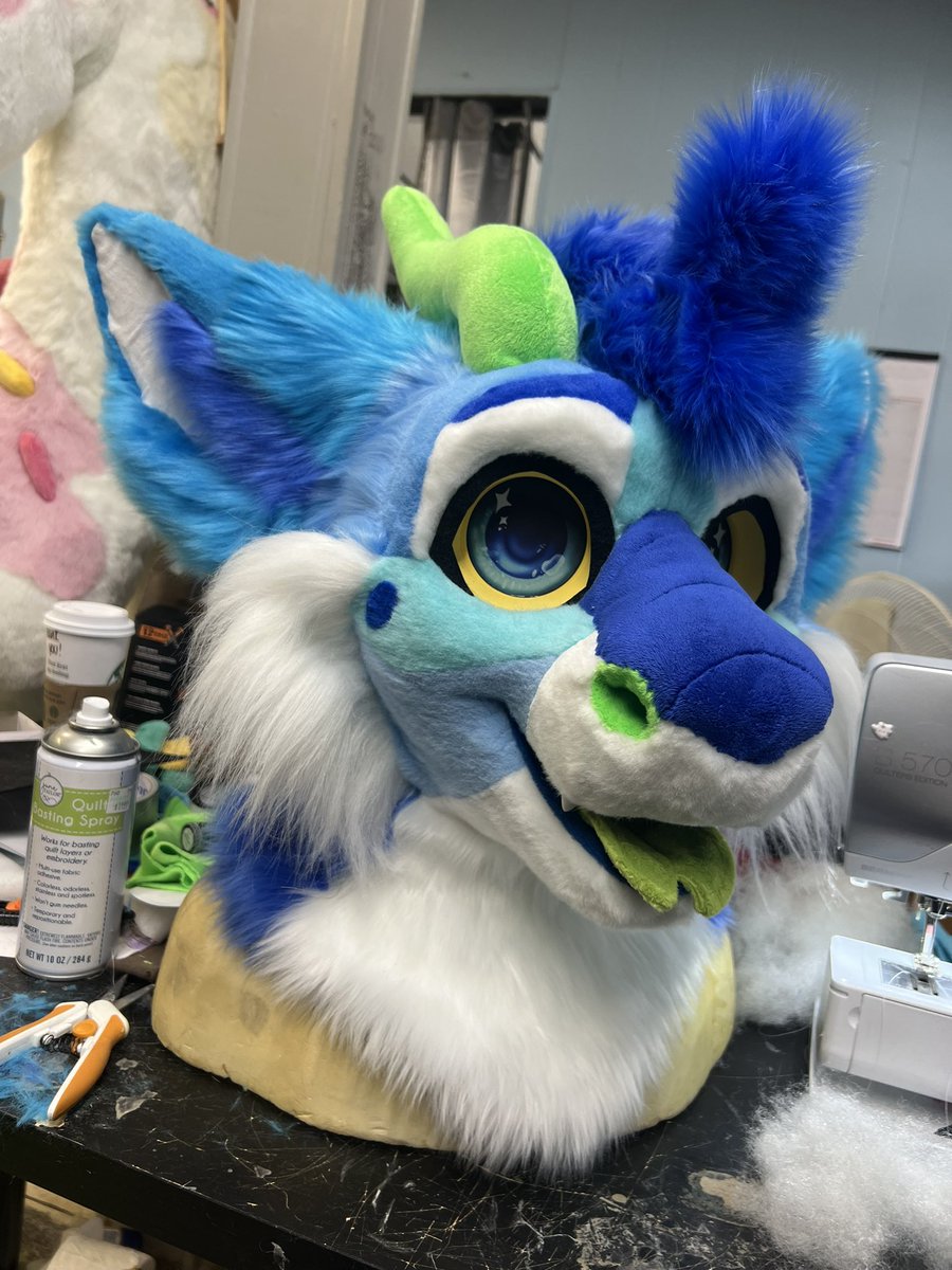 Lily Moon suits tweet media