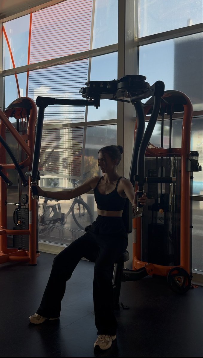 Ayaka 🌷 tweet media