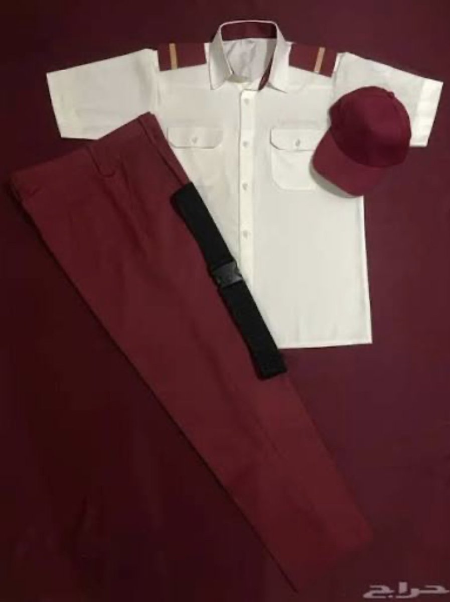 وتصحى من نومك وتستوعب انك نايم ببدلة سكيورتي النخيل مول، بعدها ترجع لحلمك💔