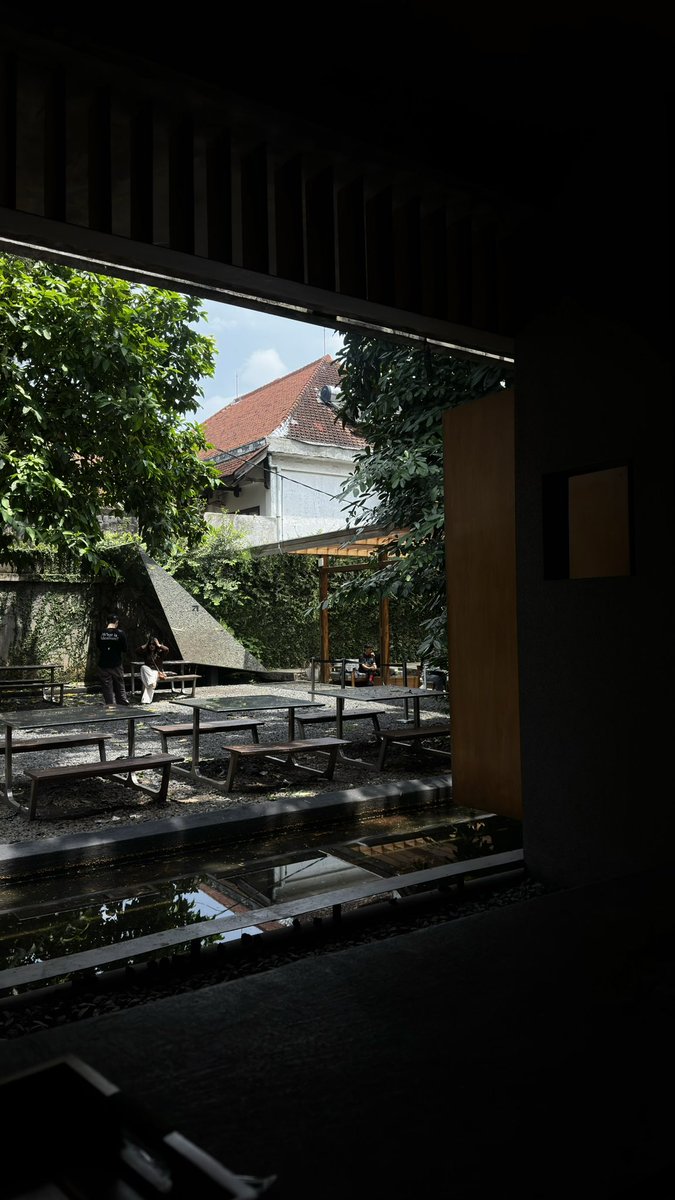 astrorangerr's tweet photo. rekap bandwungg lautan coffeeshop https://t.co/5nLPhEk38l