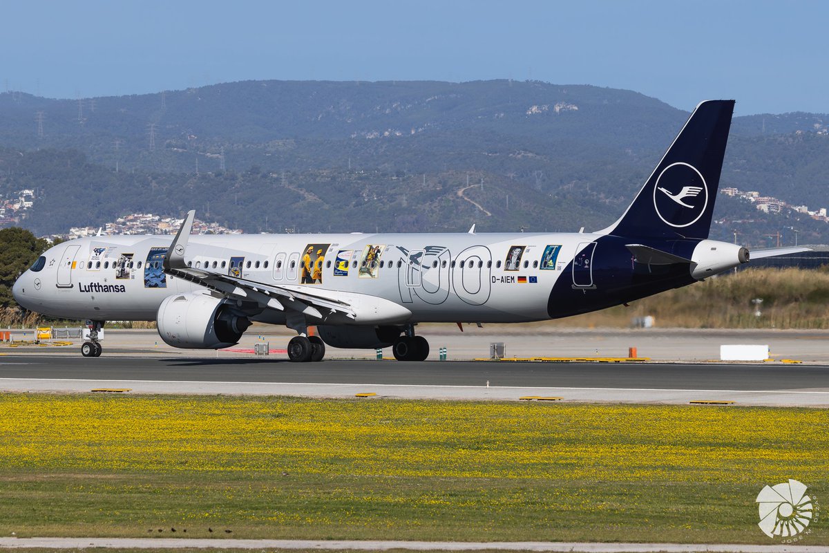 jmdeza1's tweet photo. Lufthansa Airbus A321-271NX D-AIEM with the livery "A Century Since Takeoff"
100 hundred years ago,Lufthansa operated its first scheduled flight between Berlin and Zurich with a couple of stopovers @lufthansa @air_comment @VadeAviones @Spottersbcn https://t.co/bxqWJV4wFW