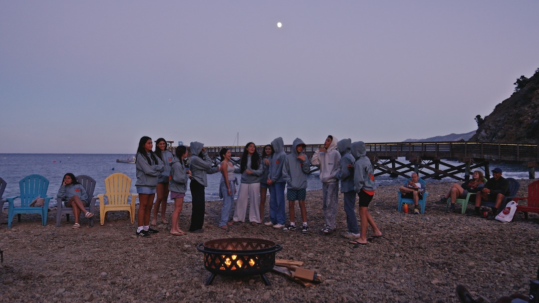CIMI_Science's tweet photo. Nothing beats the views (and vibes) around the campfire at CIMI! https://t.co/0PbV11jMYZ