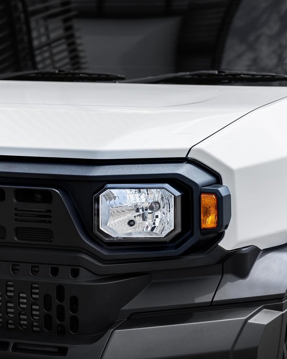 lekan897's tweet photo. TOYOTA HILUX CHAMP https://t.co/kNlWmeTrg2