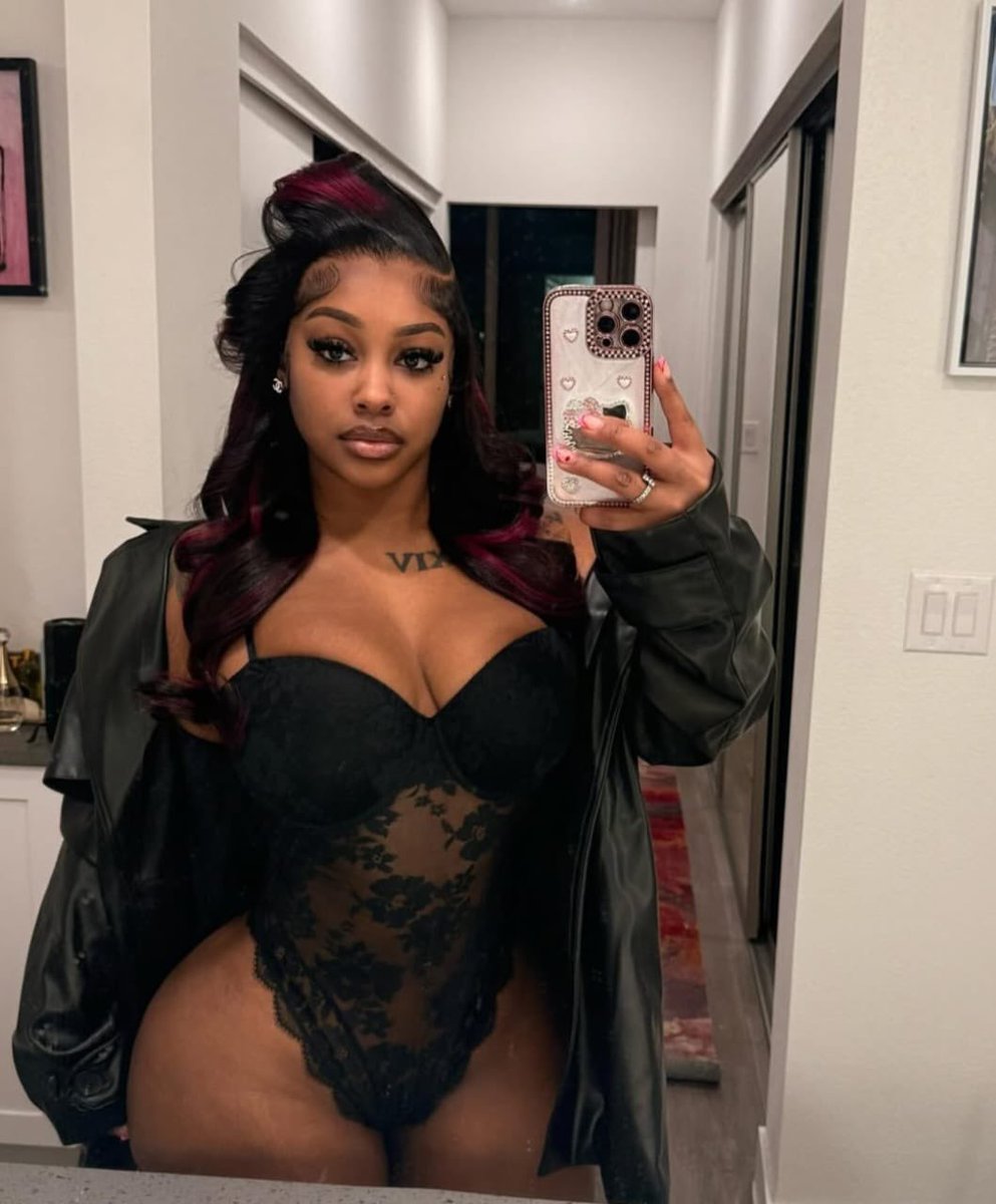 thequeen7n's tweet photo. Pretty Barbie🥰 https://t.co/wc6aWu7tnD