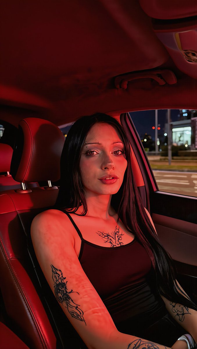 nadia pomidorek tweet media