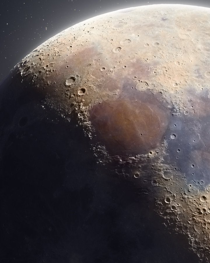 Live look at Artemis II passing by moon vs <a href="/AJamesMcCarthy/">Andrew McCarthy</a> ‘s photo from his backyard