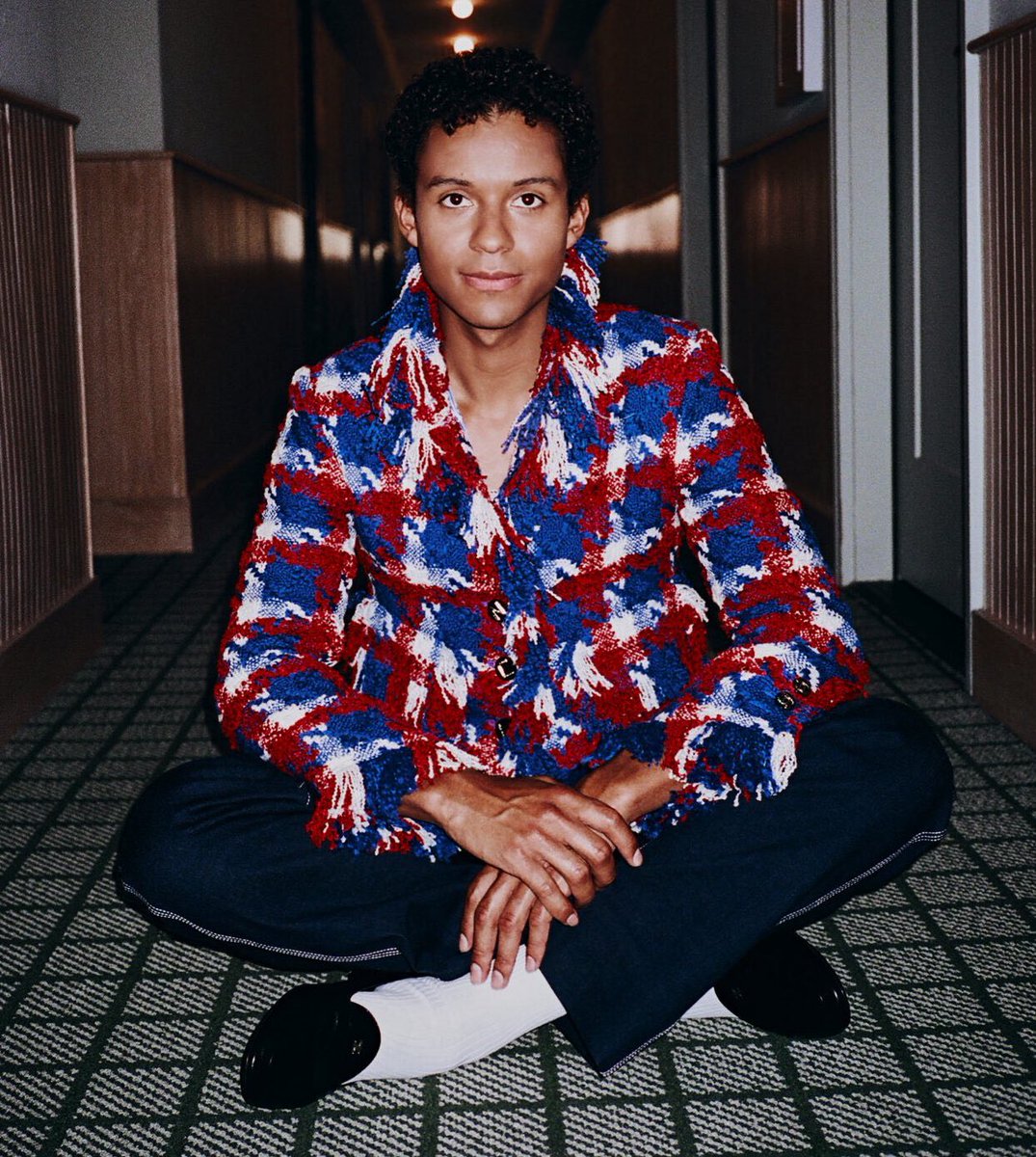 Erisa | fan account tweet media