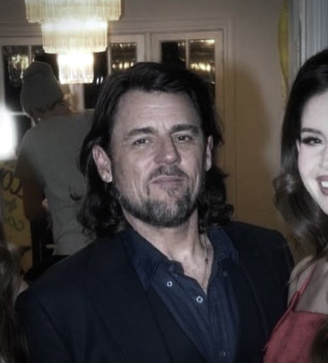 𝐂𝐡𝐫𝐢𝐬☆ tweet media