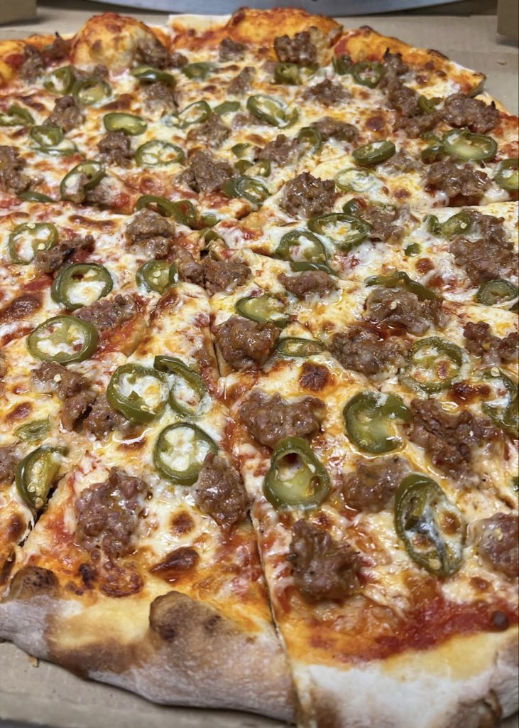 LunchinnG™️ tweet media