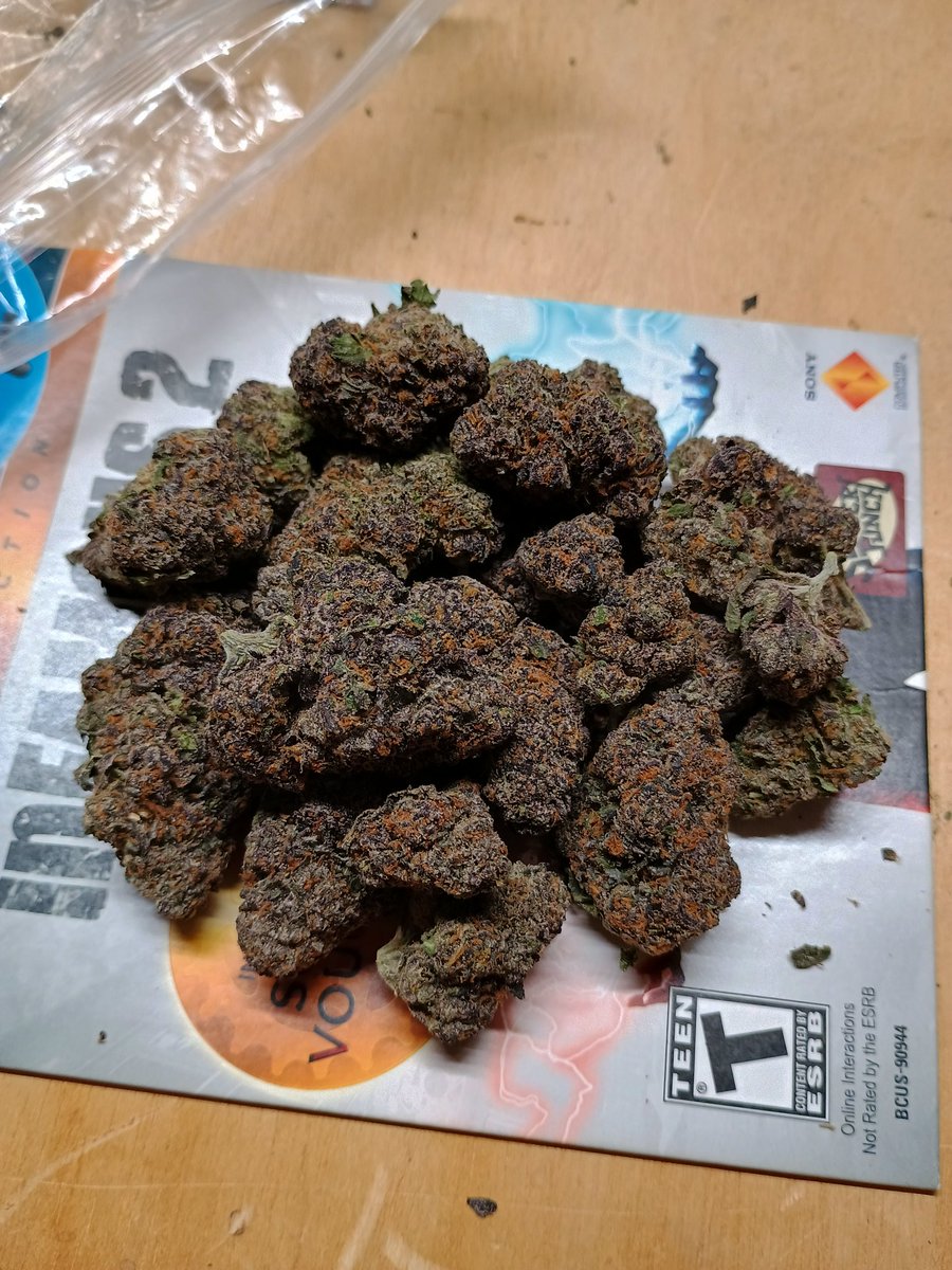 Southern Fried StoNerD tweet media