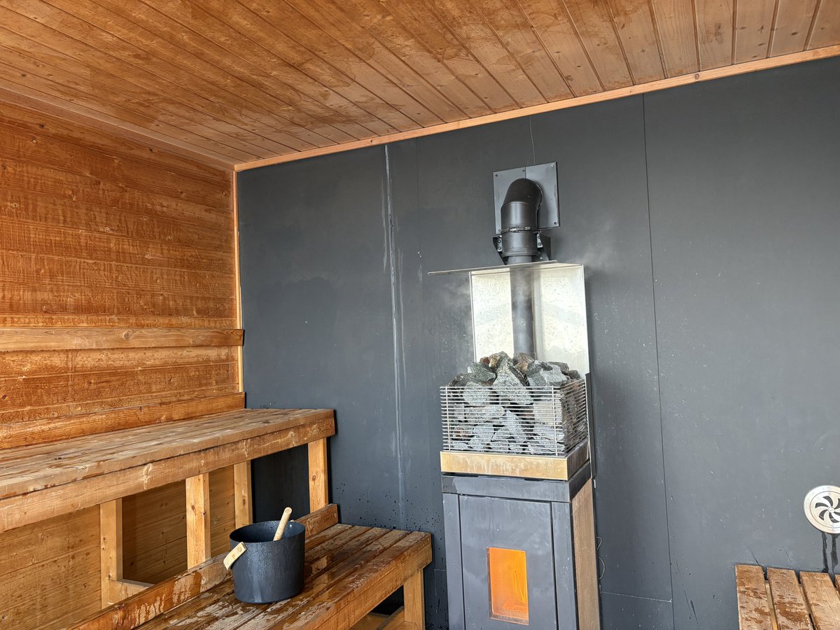 リーチさん tweet media