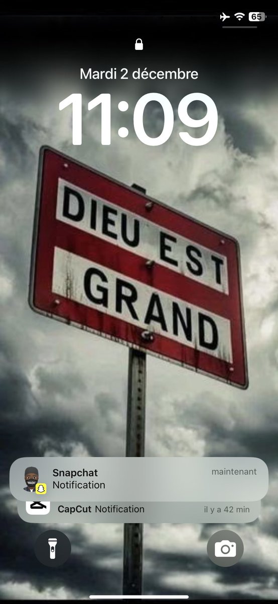 ParadiseGang_'s tweet photo. Mouna a ensorcelé nasdas c pas possible autrement https://t.co/aXmb5QS3Ph