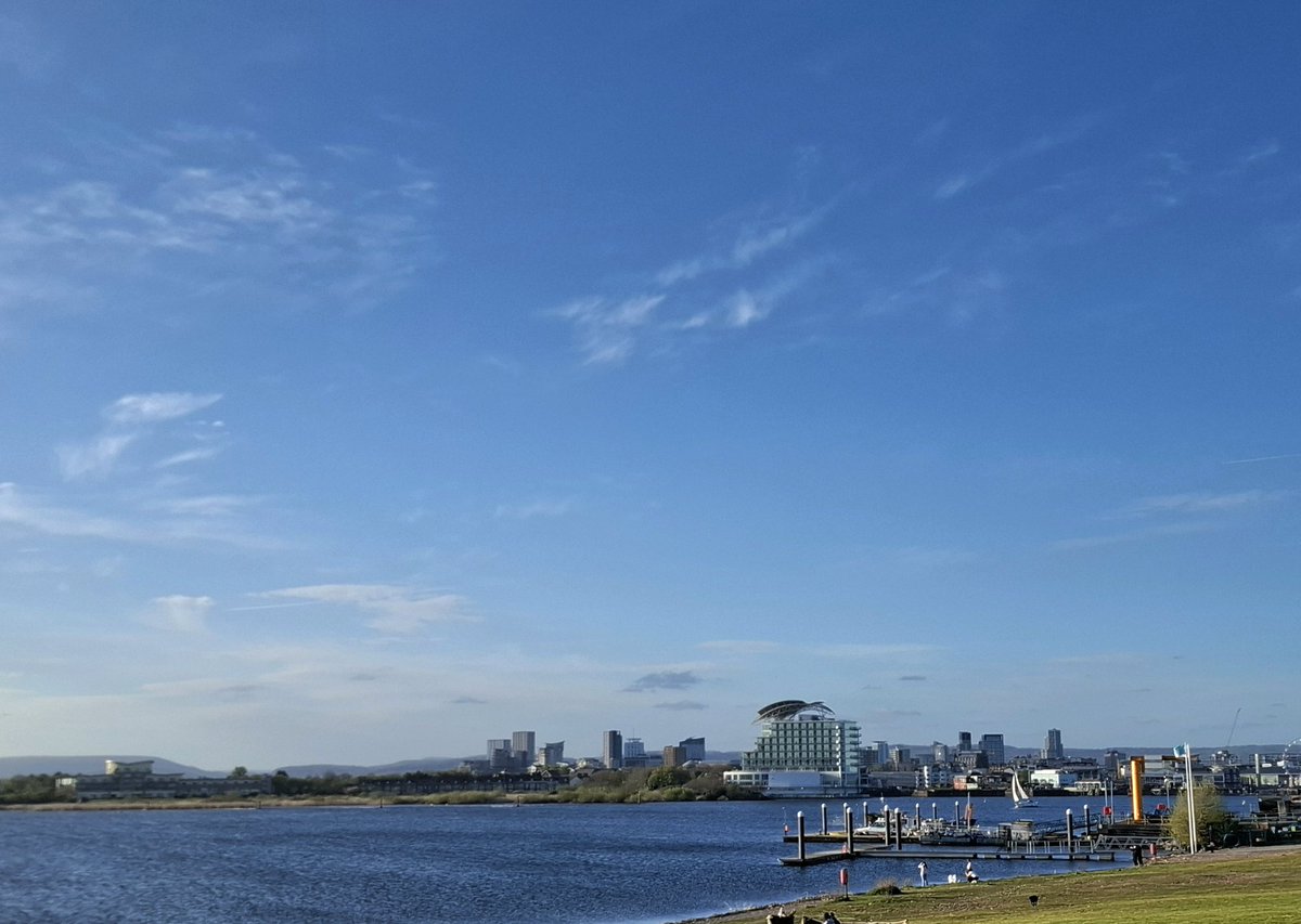 Richard_M_Owen's tweet image. #cardiff bay, barrage &amp;amp; Bristol channel on a #sunny #spring day.
#Wales City by the sea. ☀️🏴󠁧󠁢󠁷󠁬󠁳󠁿🛥
