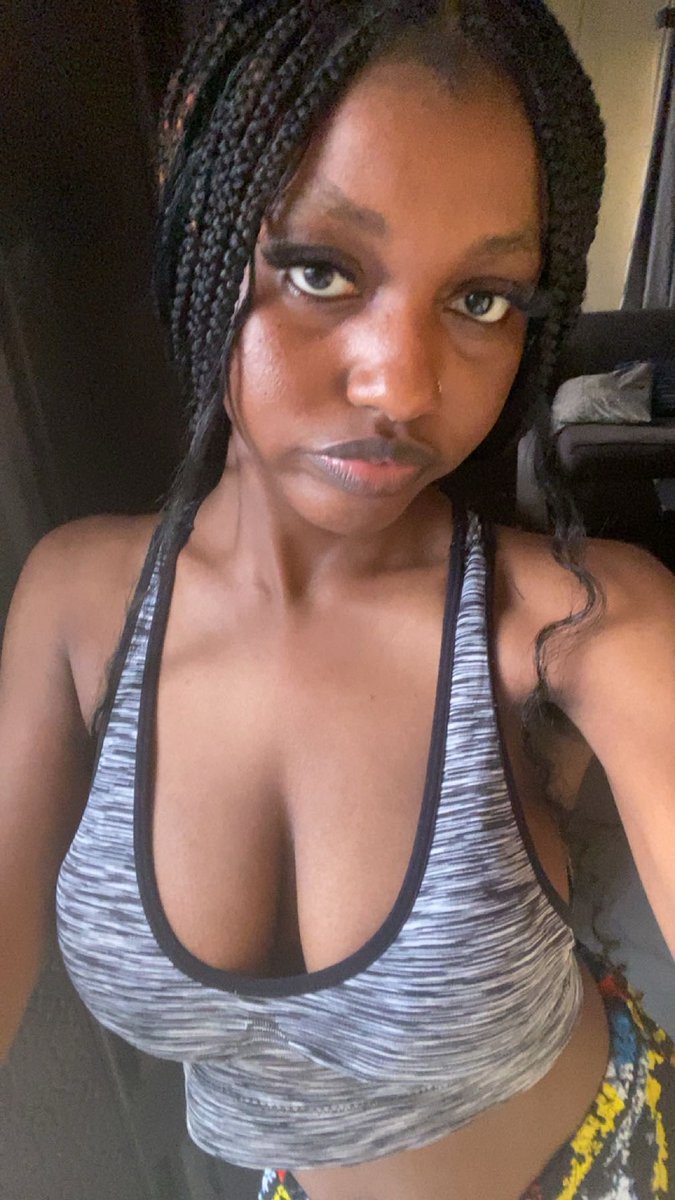 nayyy 𝜗𝜚 tweet media