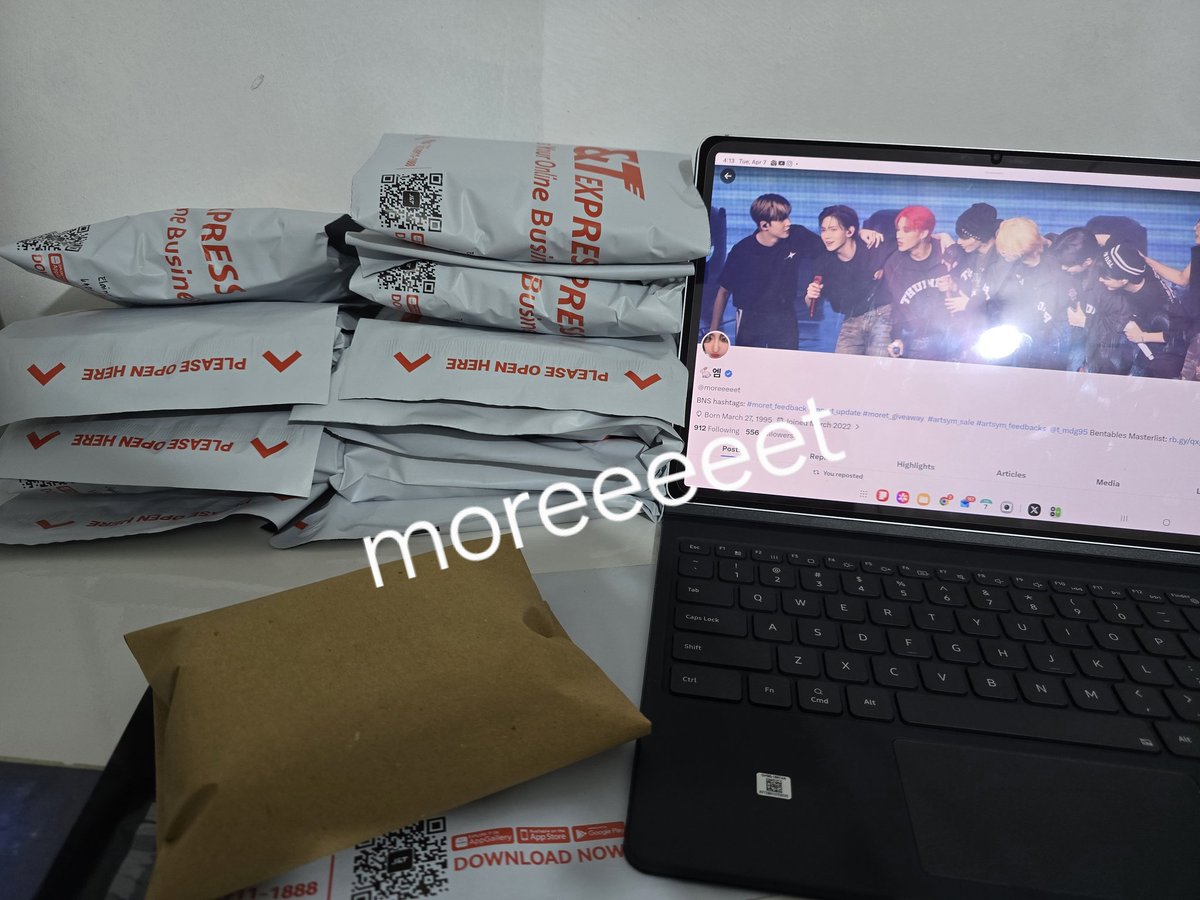 moreeeeet's tweet photo. Shipment day!π
Thank you for patiently waiting π A little bit busy last week at church since it was the Holy Week. Your songerist was booked π
Thank you for trusting me. More budols po π
#moret_update https://t.co/A6VKG9hVZ3