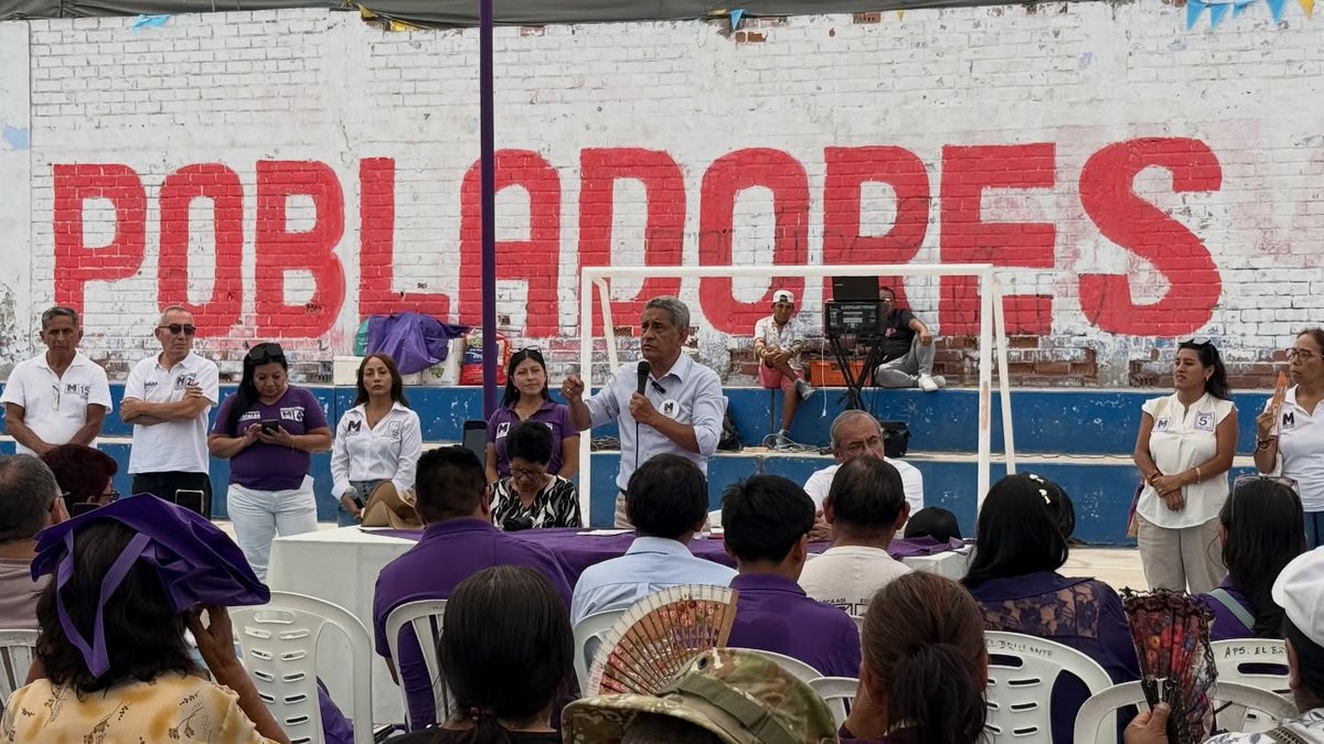 partidomorado's tweet photo. Junto a madres emprendedoras de Lima Sur, escuchamos historias de esfuerzo, valentía y superación. Su trabajo mueve al país y nos inspira a seguir construyendo un Perú con más oportunidades, desarrollo y justicia para todas y todos. https://t.co/UUxH0MN9yi