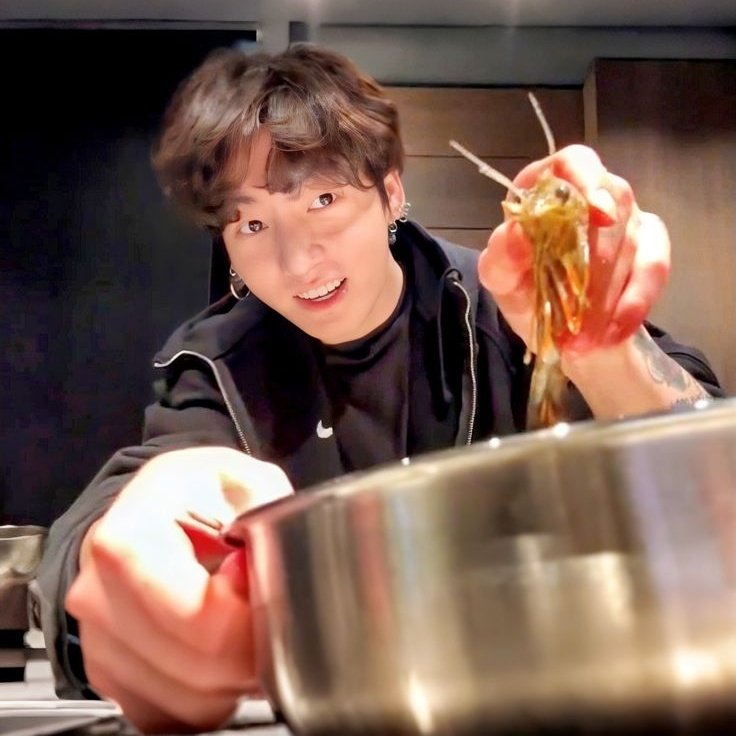 mikrokosmos 🐈⬛🐾 tweet media