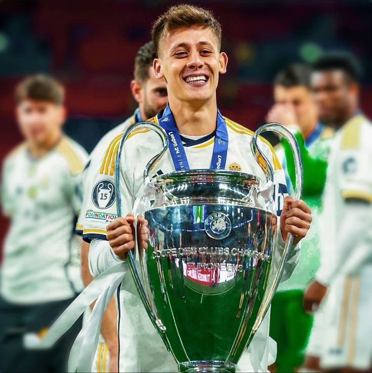 Has Real Madrid robbed a club ? tweet media