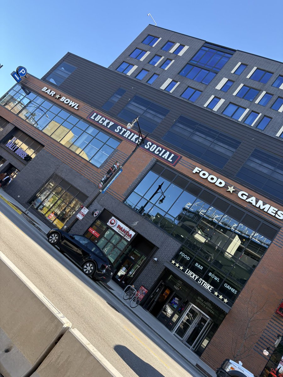 helmet girl tweet media