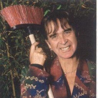 Doctor Aburrido. tweet media