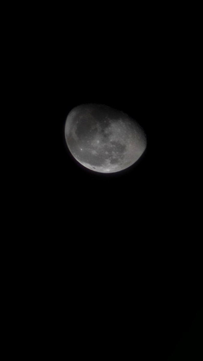 AgustinSaly's tweet photo. Mencoba memotret bulan 🌔 dengan #SamsungS26Ultra https://t.co/jWxCrJZZDx