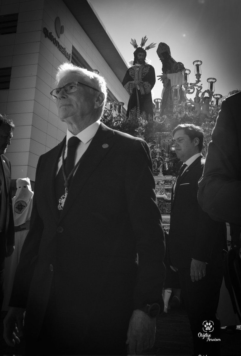 Relevo.
#SsantaSevilla26 
#DelBarrioMáquinas 
<a href="/AntonioM_Triana/">Antonio M@ Gonzalez</a>
<a href="/Nandy_triana/">Nandy Garcia</a>
<a href="/joaqui_detriana/">Joaquín M González</a>
<a href="/JA_Troya/">Mini Troyi</a>
<a href="/carlospuellesce/">Carlos Puelles</a>
<a href="/del41010/">AntuaSanchez13</a>
<a href="/BronsondeTriana/">Abraham Montes</a>
<a href="/IsaiasVega81/">Isaías Vega</a>
<a href="/OscarGarcia_96/">Oscar Garcia</a>
<a href="/JoseMiranda1001/">Rodri</a>
<a href="/JavilinOliver/">Fco Javier Quesada Oliver</a>
<a href="/NACHORUIZDOM/">NACHO RUIZ</a>
<a href="/maoliver00/">Miguel Ángel Oliver</a>
<a href="/Gonzalito83/">Lalo</a>
<a href="/Fede_Barrero/">Fede Barrero Mira</a>