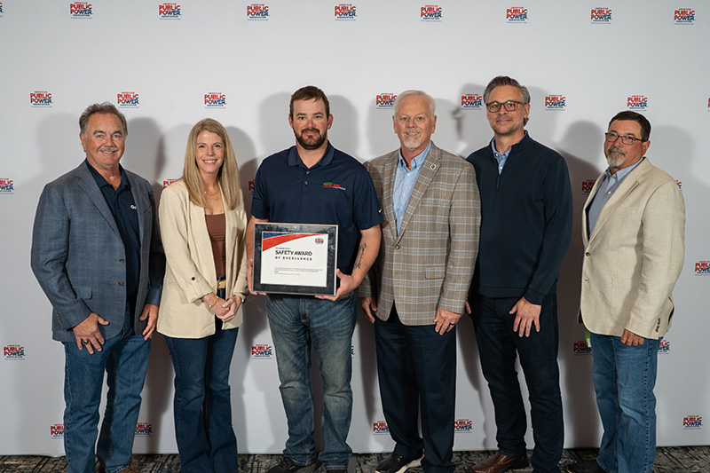 CDE Lightband tweet media