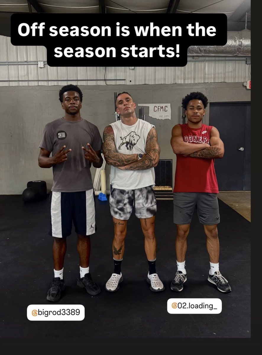 2027bsmith2's tweet photo. Sundays work with Mr Carney!!! Hard work will always pay off!! Bigger, stronger,faster! @rodneywash33 @BuffSportsRadio @McABuffaloes @CoachHass74501 @dawkins_lou https://t.co/B4hUJsxMg6