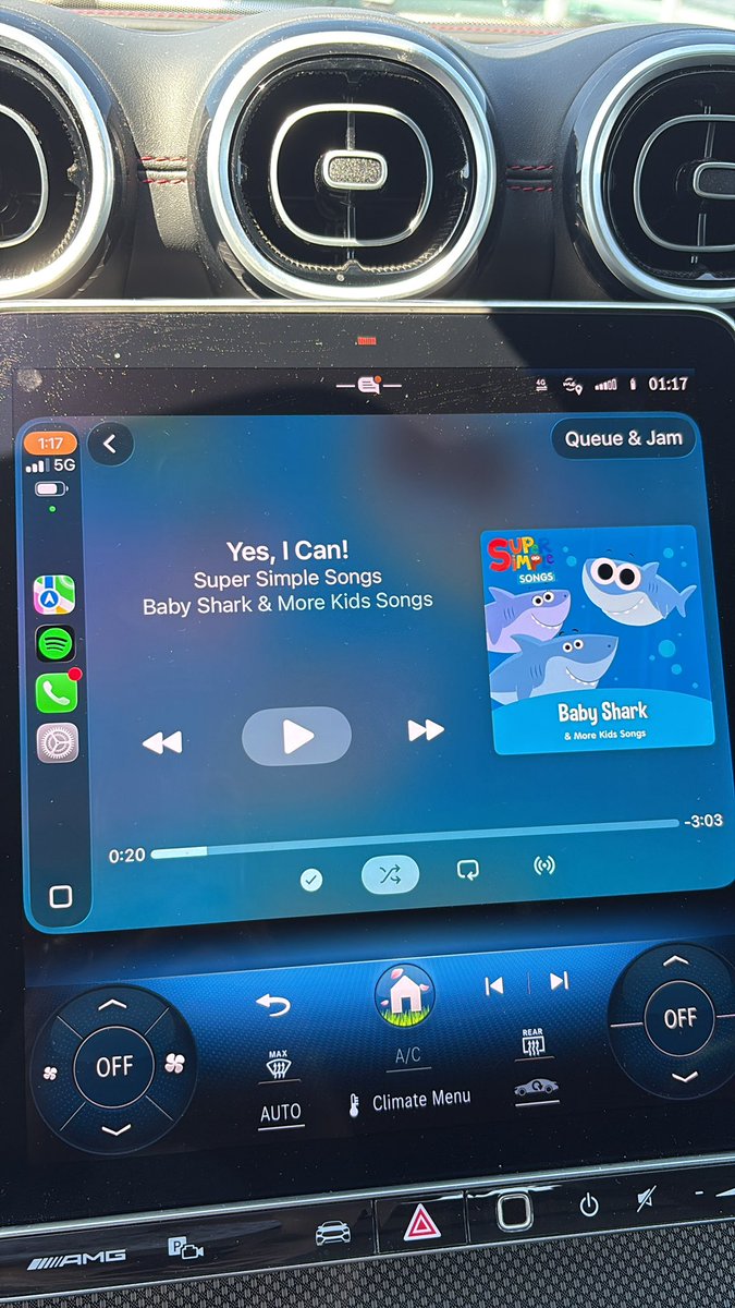 veggie__booty's tweet photo. Ahhh, so refreshing when a song I haven’t heard in a while comes on https://t.co/djtzLS4dn3