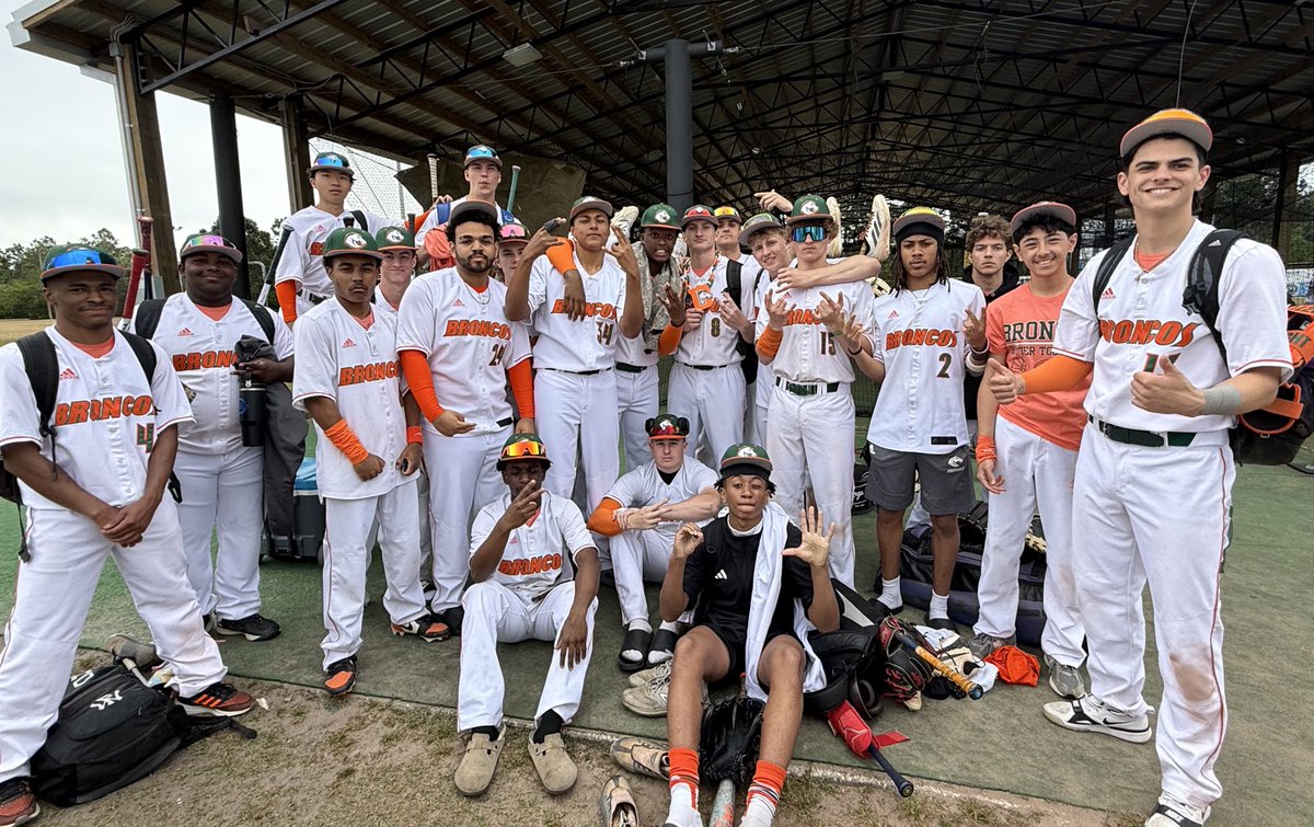 FDHSBaseball's tweet photo. 🚨Box Score🚨

Game 1 down in Panama City Beach, Florida.

Franklin County: 0
#14 Broncos🐎: 10

#stampede🐎 https://t.co/WdqwKYsz9W