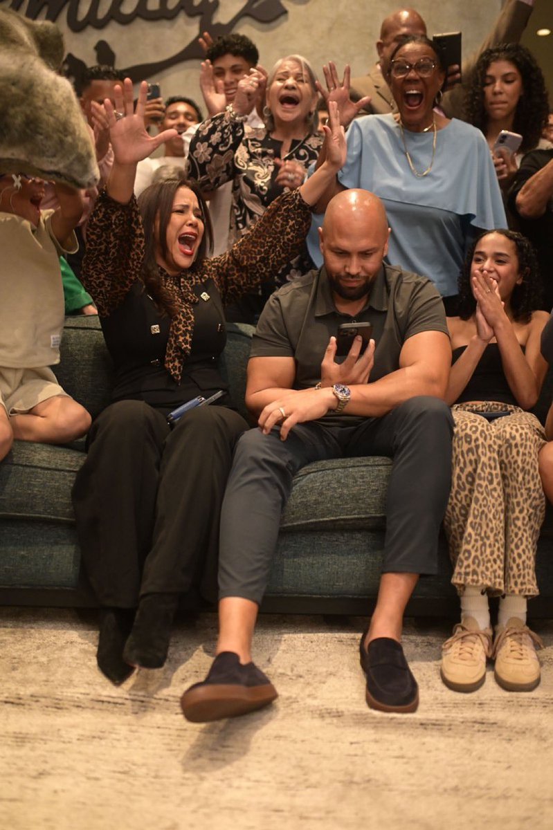 🌹R12ENGOD🌹 tweet media