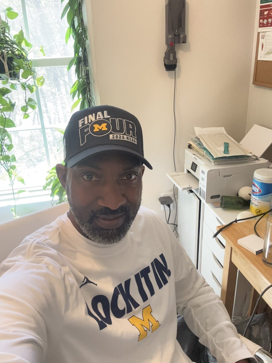 Terry Hoffman tweet media