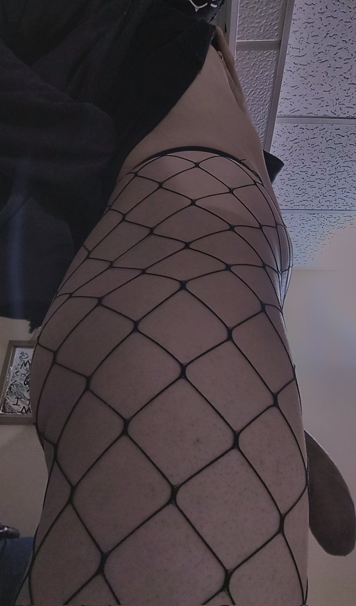 PJ🖤 (1/3) tweet media