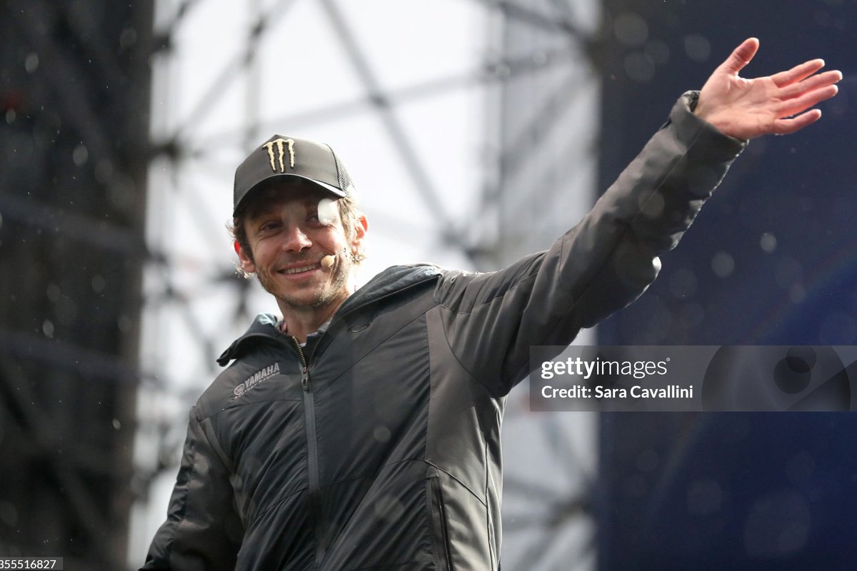 4644 files™ tweet media