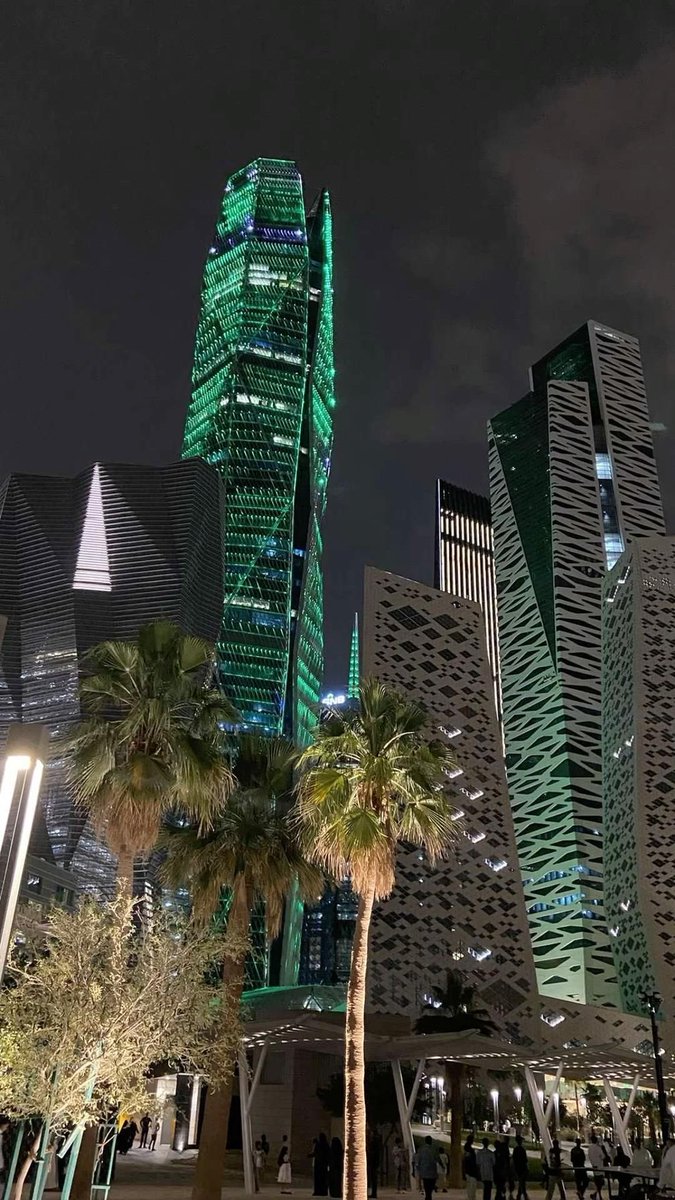 سْ𓍼ོ tweet media