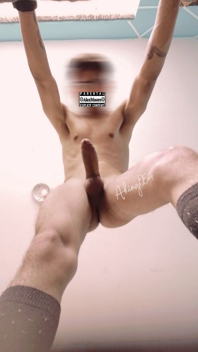 ☢∀lǝx ꟽooɹǝ☢ tweet media