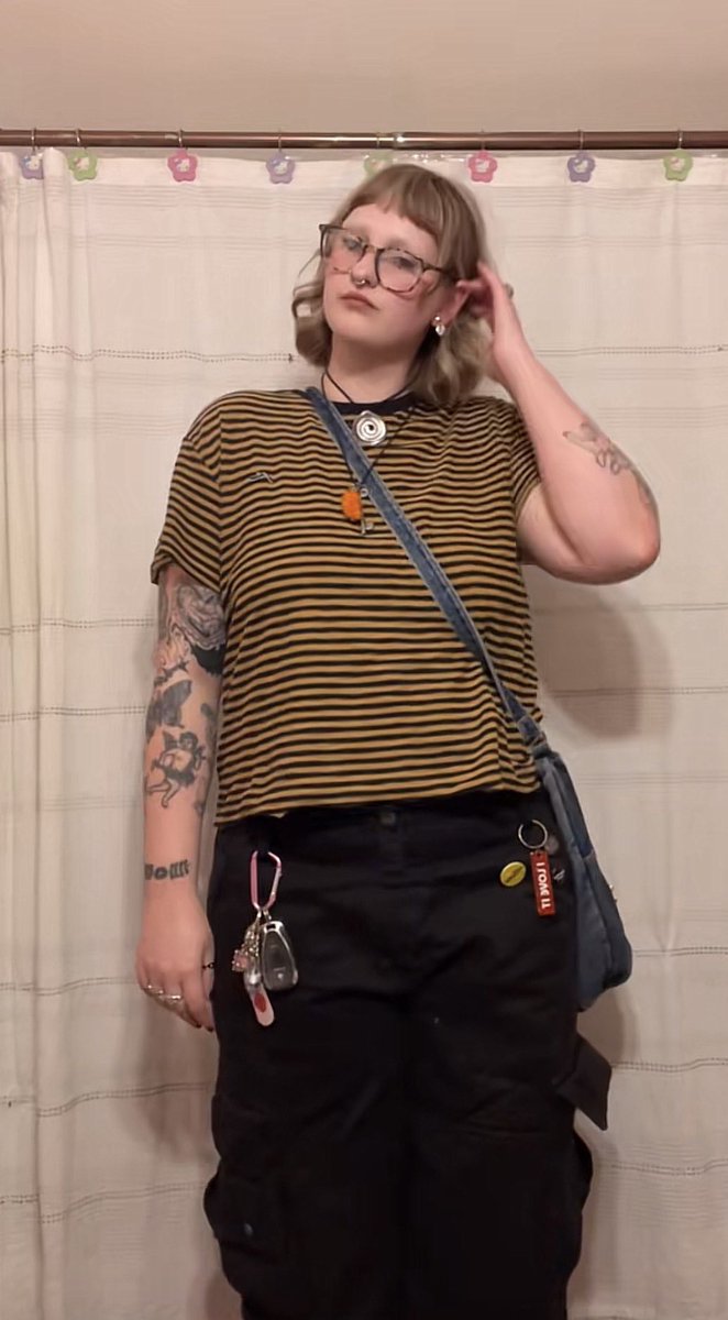 blair 🩰 anorexic april {-10 pounds} tweet media